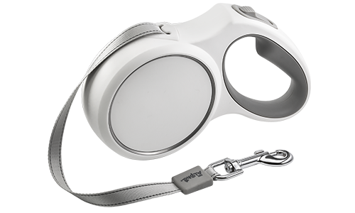 Reflective Nylon Retractable Dog Leash White retractable dog leash with ergonomic grey handle, extending up to 5 meters, with a sturdy clip for secure attachment.