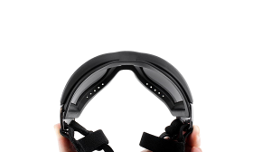 UV-protection dog sunglasses with adjustable straps, adjusatable and windproof, head 36-56 cm, mandible 20-25 cm.