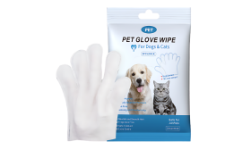 Hypoallergenic Cleaning Wipes for Dogs & Cats (6pcs/pack) Package of hypoallergenic pet glove wipes for dogs and cats, 6 pieces per pack, for gentle cleaning and deodorising.