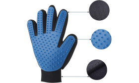 Dog & Cat Grooming Glove Blue grooming glove designed for grooming dogs and cats, detailed five fingers with rubber tips for effective pet grooming.