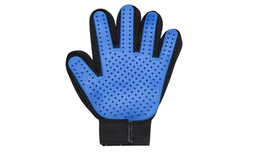 Dog & Cat Grooming Glove Blue grooming glove designed for grooming dogs, enhanced five fingers designed with rubber tips, with adjustable strap.